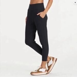 Vuori Luxe At Ease Ribbed Harem Pants in Black Women’s Small